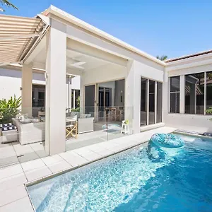 Villa Golfers Paradise In, Noosa Heads